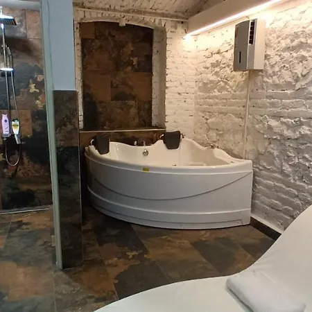 Old Cafe - Unique Space