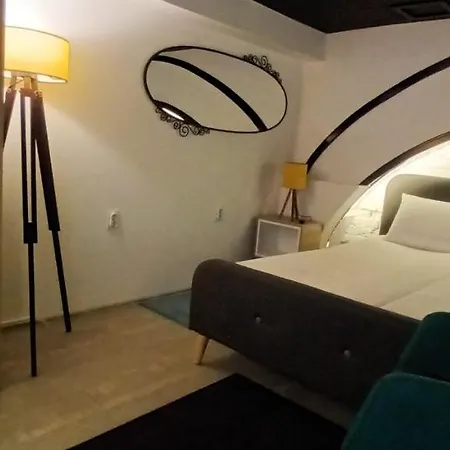 Apartman Old Cafe - Unique Space *