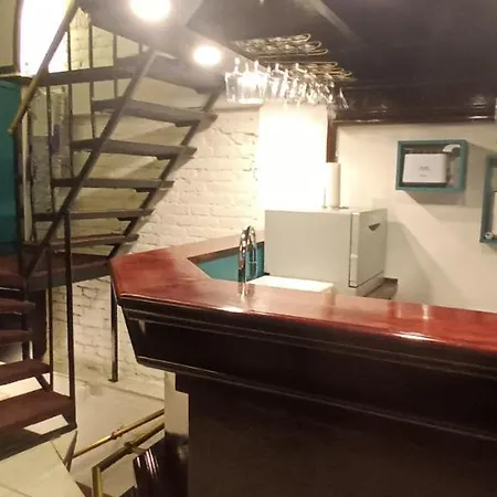 Old Cafe - Unique Space Lägenhet