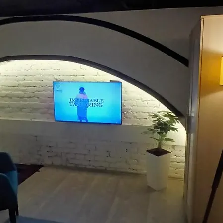 Old Cafe - Unique Space